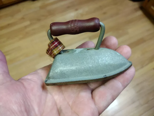 6 Salem Collection Decorative Irons Primitive Country Rustic Decor Crafts