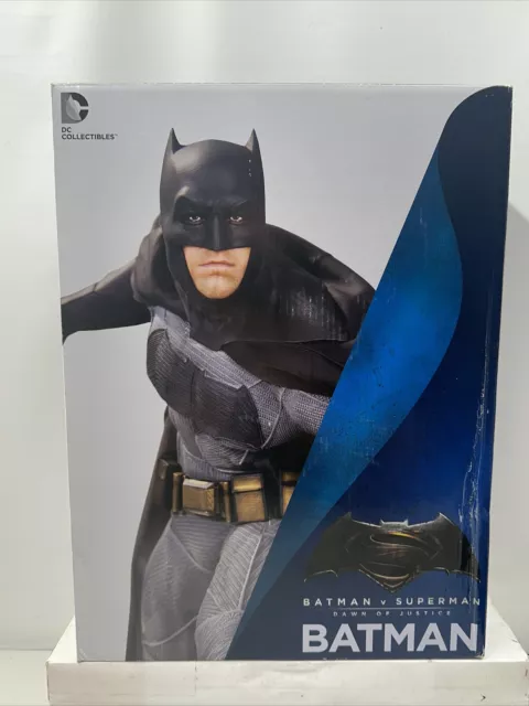 DC Comics Batman vs Superman Dawn of Justice Hand Sculpted Porcelain Statue 1:6