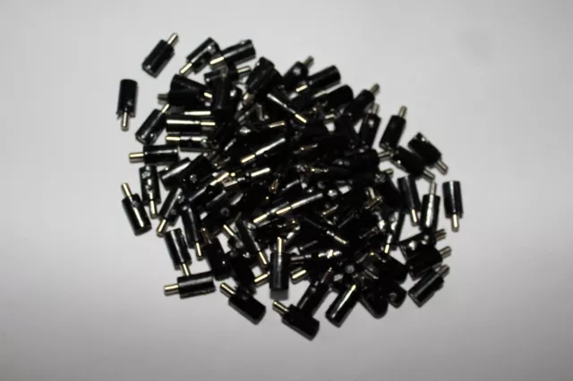 Modellbahn Querlochstecker; 2,6mm; schwarz;  neu; 10 Stück; (0,28€ Stk)