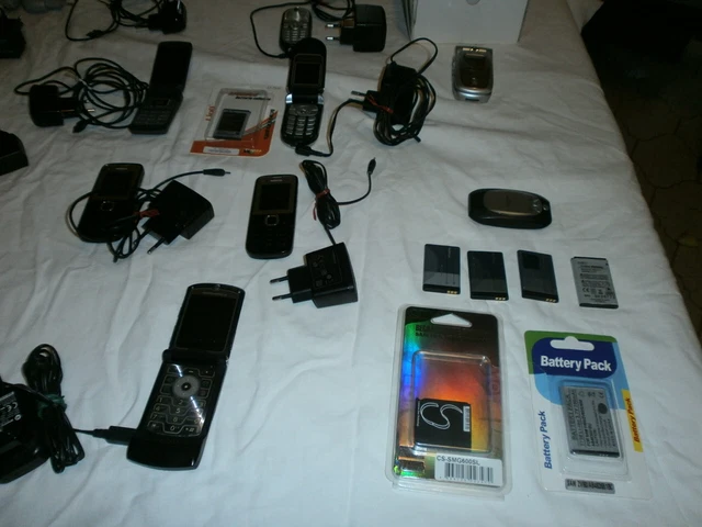 Cellulari Vintage Motorola V180 V3 C200 Nokia 3600 3310 C2-00 Samsung M310 LG 