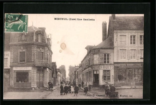 CPA Breteuil, Rue Gambetta, street view