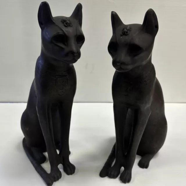 PAIR OF LARGE ANCIENT EGYPTIAN BRONZE GRAND TOUR BASTET CAT STATUE, 664 - 332bc