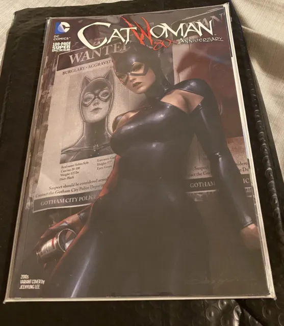 Catwoman 80th Anniversary Super Spectacular 1 Variant by Jeehyung Lee NM