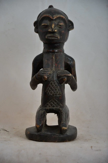 African Art. Luba  female knee statue Congo African Art Miniature DRC