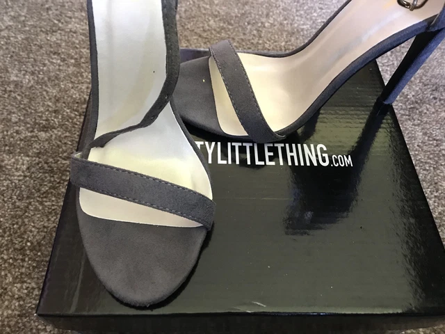 Talons hauts stilleto gris Pretty Little Thing bout ouvert taille 3/36