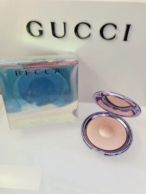 Becca Luster Glow Powder
