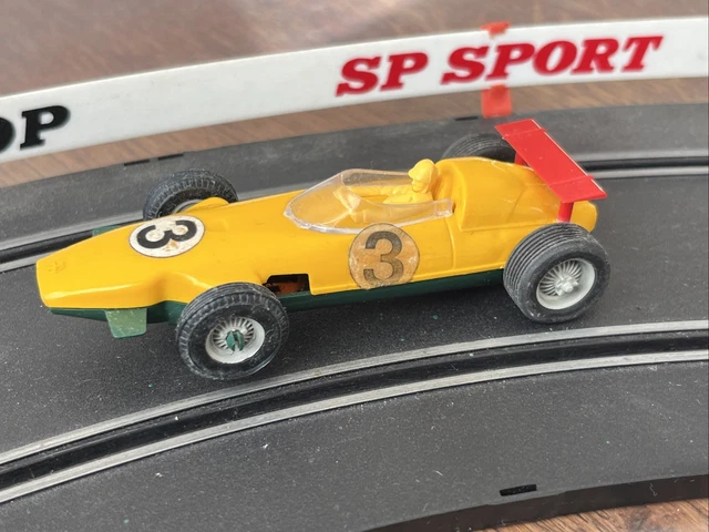 Jouets anciens - VOITURE de CIRCUIT ROUTIER JOUEF
