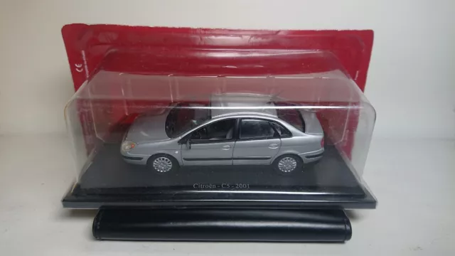 1/43 UH Citroen C5 Phase 1 Grise 2001 N.48