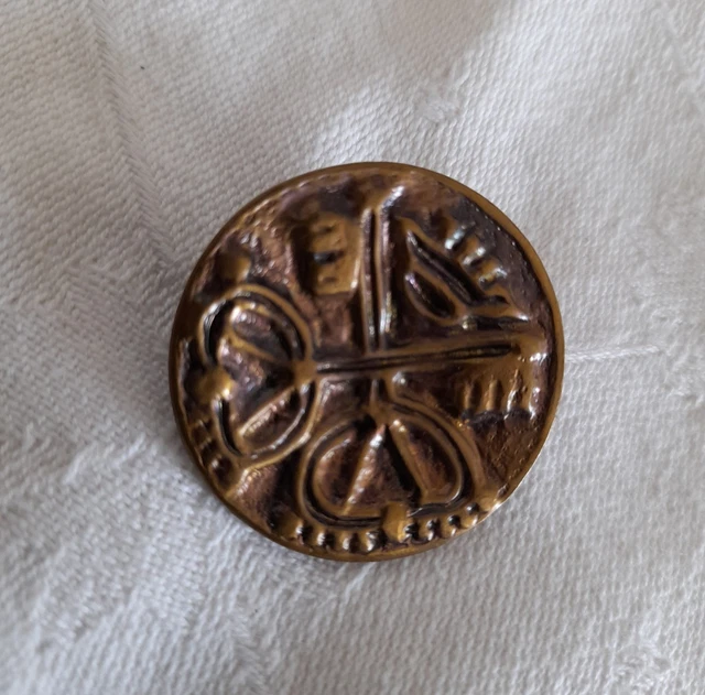 Ancien Bouton De Vénerie – Loup – Bronze/Laiton – Collection Chasse Et Équitation