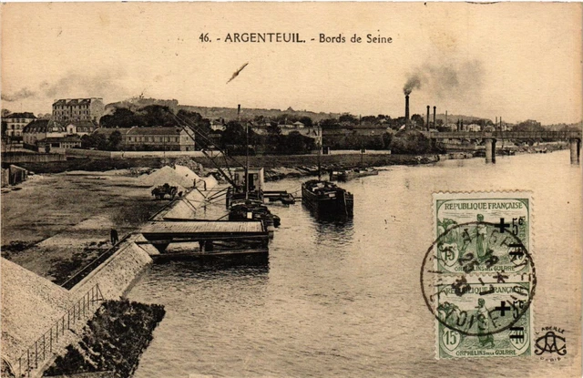 CPA ARGENTEUIL - Bords de Seine (380572)