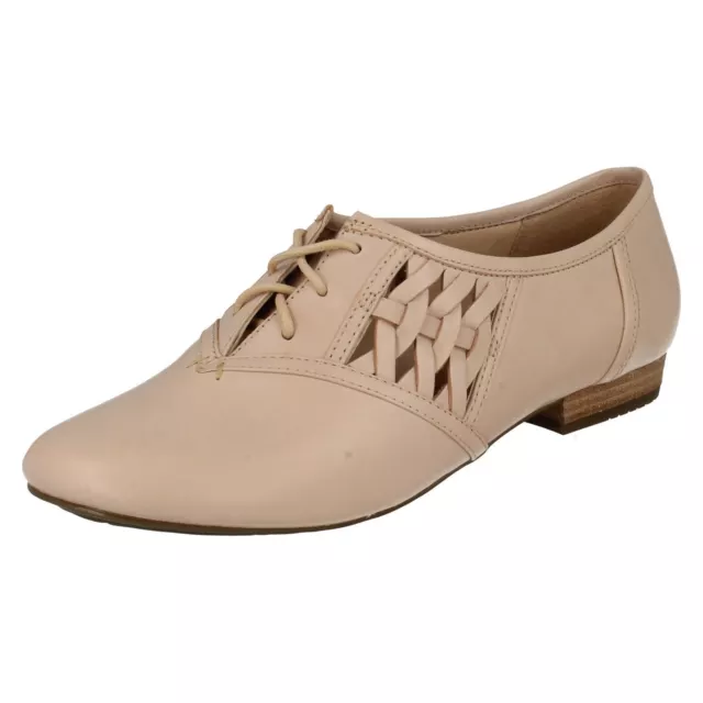har ekstremister Tips LADIES CLARKS FLAT Lace Up Leather Casual Nude Shoes Henderson Cute Ex  Display £20.00 - PicClick UK
