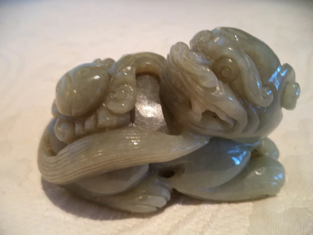Jade Foo Dog Chinese Carving Pi Xiu Amulet Nephrite STUNNING! MINT Cond.