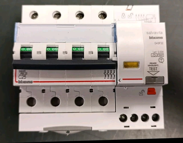 INTERRUTTORE MAGNETOTERMICO QUADRIPOLARE Bticino F84A 20A EUR 23,00