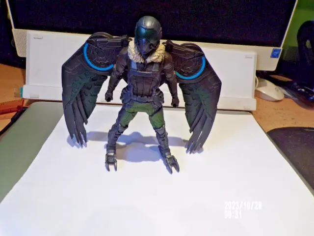Hasbro Marvel Spider-Man Homecoming Vulture (Squeeze Legs) Figure 15cm From 2017