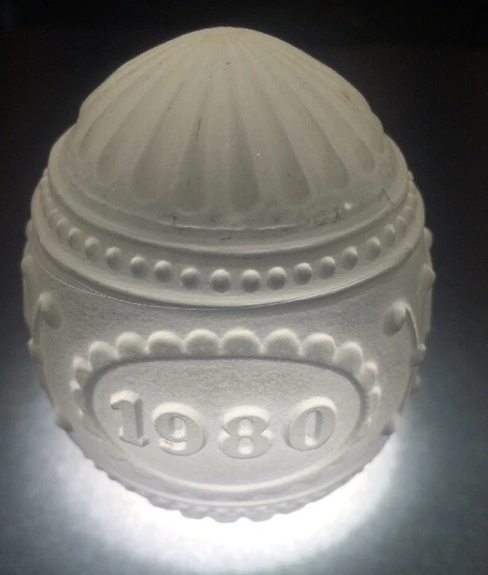 *Geuine* Goebel 1980 Annual Crystal Glass Easter Egg