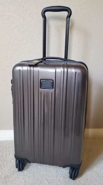 NWT Tumi V3 International Expandable Carry On 22" Roller Suitcase, Mink Grey 37L