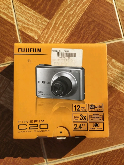 fujifilm finepix c20 digital camera