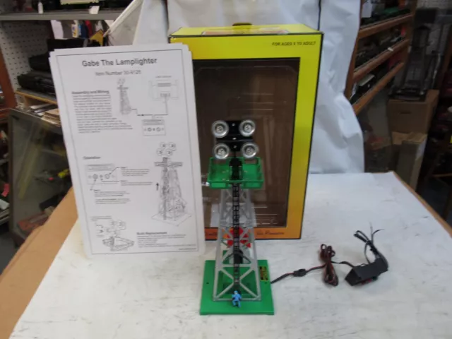 MTH  30-9126 "GABE THE LAMPLIGHTER " OPERATING ACCESSORY O or S GAUGE TESTED BOX