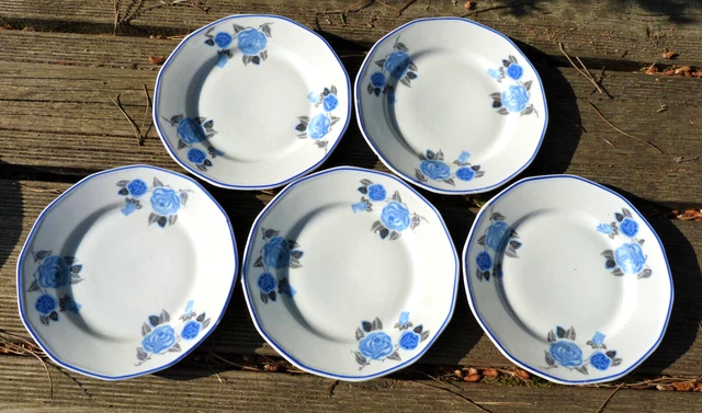 Lot 7 assiettes à dessert en porcelaine fine dorures SFP société