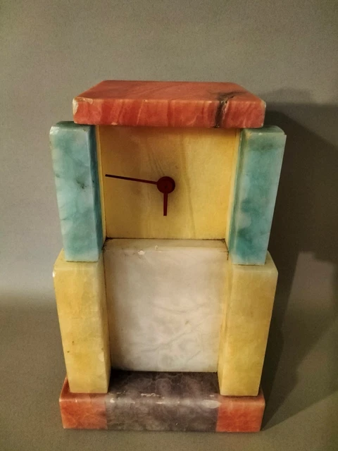 Orologio scultura in alabastro dipinto a mano (anni '80 - modernariato)