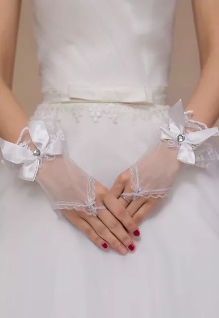 Mittens Gloves White Sails Knots Strass Marriage Opera