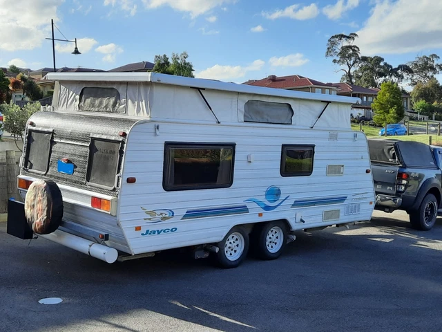 2003 Jayco Freedom tandem axle poptop caravan 2