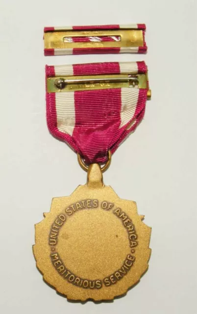 Décoration / Médaille USA Meritorious Service ( 108 * ) 2