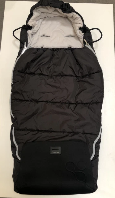 Mamas & Papas Kinderwagen Gemütliche Zehen schwarz & grau harte Sohle/Bodenplatte