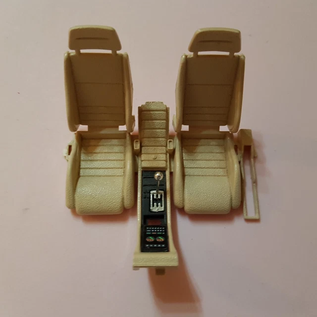 Console De Sièges Miniature Pour Ferrari 348 TB Burago 1/18 - Pièce Détachée D'occasion