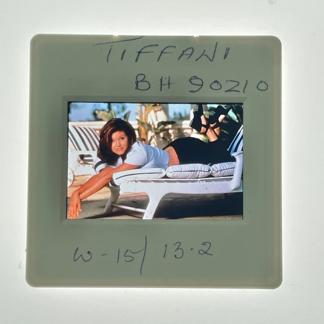 Actress Tiffani Thiessen Beverly Hills 90210  S118 SD01 Vintage 35mm Slide