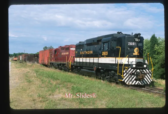 Original Slide SOU Southern Ry. GP30 2601 & N&W GP9 620 W/Freight Train