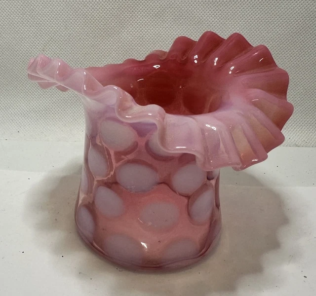 VINTAGE FENTON CRANBERRY Opalescent Coin Dot Top Hat Ruffled Vase