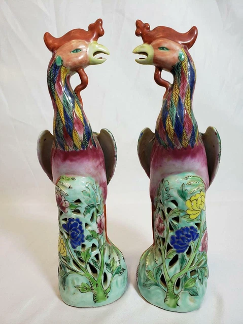 Late 19Th C. Or Early 20Th C. A Pair Chinese  Porcelain Phoenix Birds With Sign