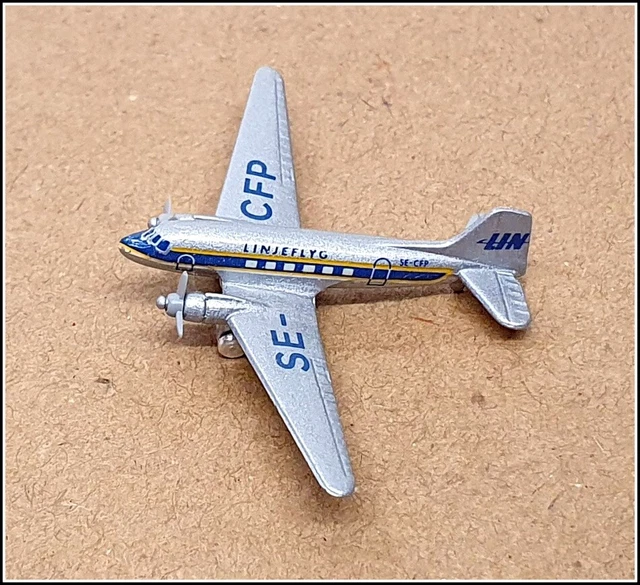 Schabak 1/600 – CV 440 United Airlines – Modèle Diecast – État Neuf (boîte TB)
