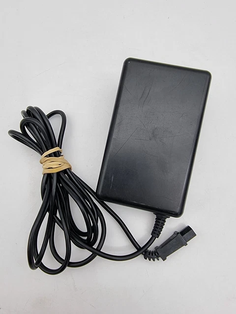 Alimentation OFFICIELLE pour Sega Megadrive 2 PAL - bloc prise secteur