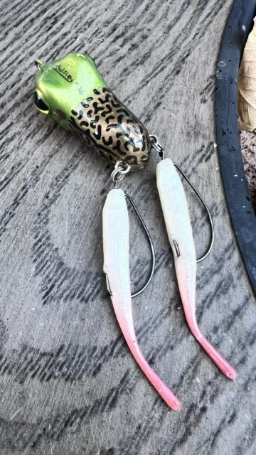 BASS ONE OF A KIND! Handmade, hand carved, rattling surface frog Bass Lure