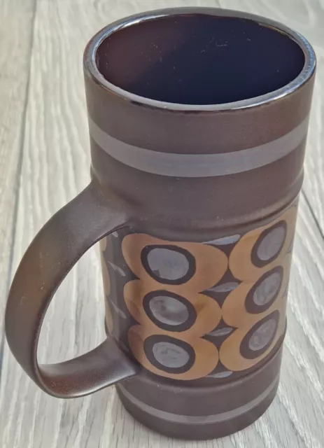 Purbeck pottery pint mug brown with gold circles