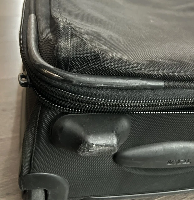 TUMI ALPHA Black Nylon Wheeled Carry-on Suitcase Business 22922DH Expandable 6