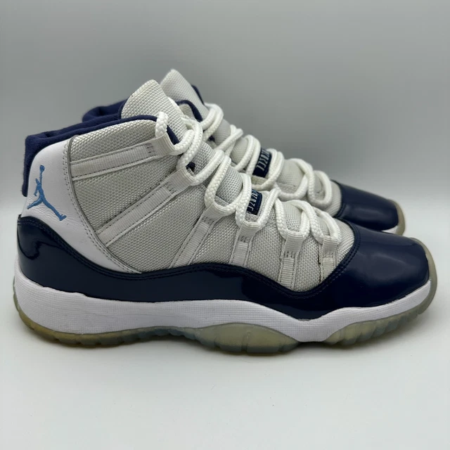 Nike Air Jordan 11 Retro "UNC Win Like 82" GS Size 7Y