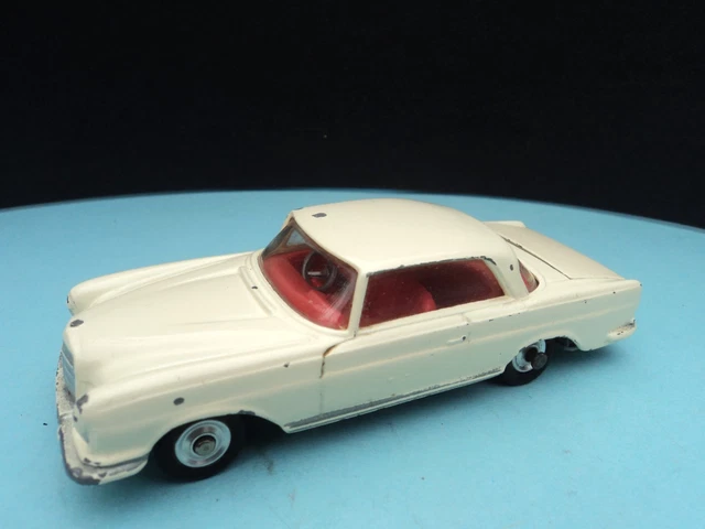 Mercedes Benz 220 SE Coupé (Corgi Toys 230) (Gebraucht) in Kreuzlingen