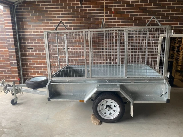 Trailer 2100 x 1200 Hot Dipped Galvanised Heavy Duty Trailer Spare Wheel Cage
