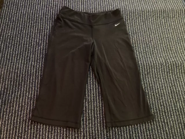 Nike Pants Womens Medium Capri Black Running Workout Gym Compression Dri-Fit