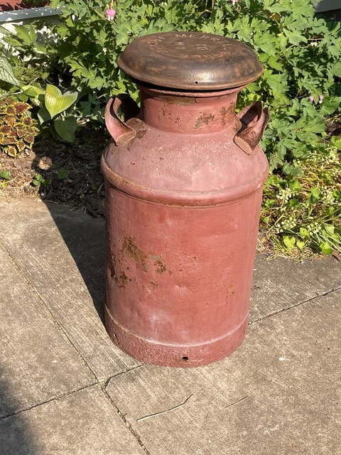 Milk Can 10 Gallon Rusty Old Red Country Cowboy Patio Decoration Industrial / St