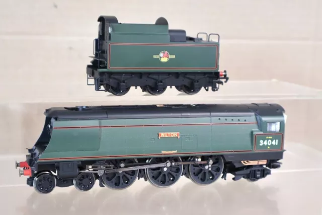 Hornby R2218 Br 4-6-2 Ouest Pays Classe Locomotive 34041 Wilton Emballé 2oj 2