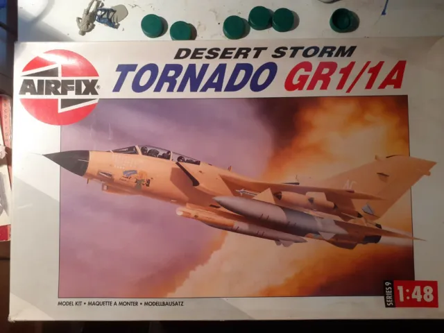 Tornado GR1/1A  1 /48  Airfix + photodecoupe Airewaves + decals Extradecals