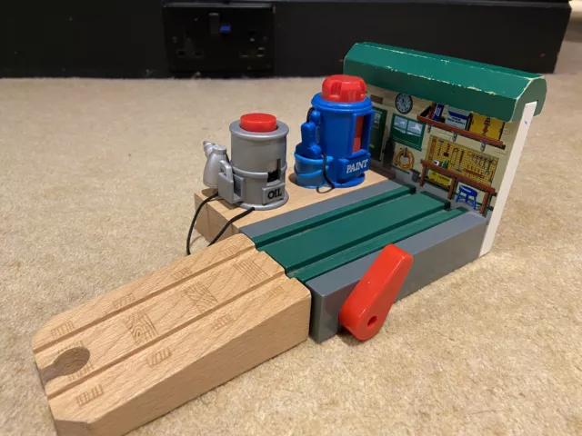 thomas wooden railway Crovans Gate Engine Repair Shed Brio Compatible