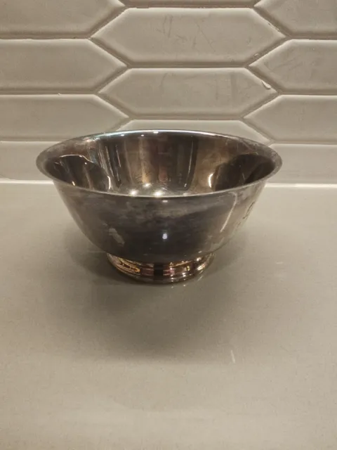 Vintage Oneida Silverplated 6" Paul Revere Reproduction Footed  Bowl