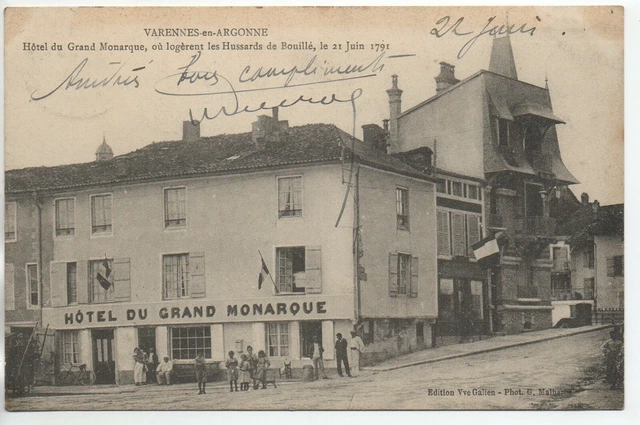 VARENNES IN ARGONNE - Meuse - CPA 55 - Hotel du Grand Monarque Hussards 1791