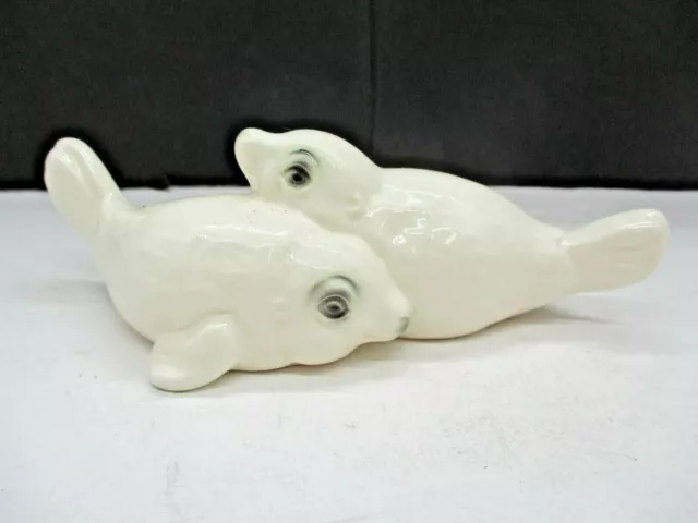 Goebel Figurine Pair Of Seal Pups # 530 White Porcelain Vintage