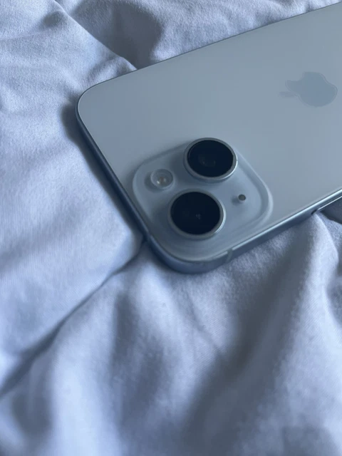 iPhone 15 128GB - Bloqué iCloud (Pour pièces) | Smartphone et Téléphone à Agadir